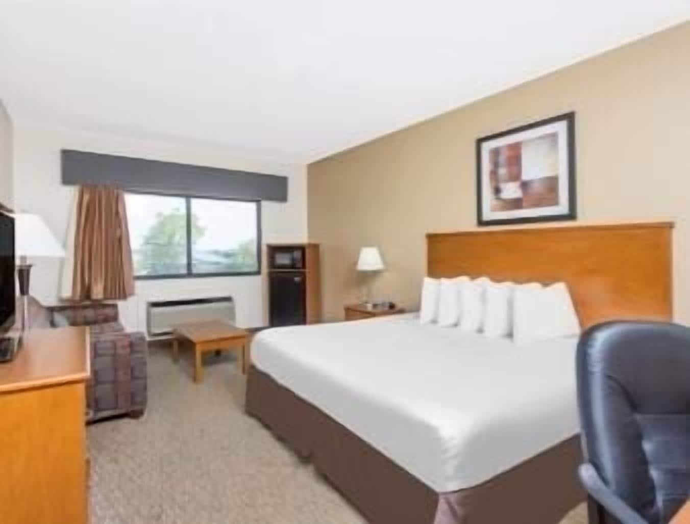 Days Inn By Wyndham Phenix City Near Fort Moore Buitenkant foto